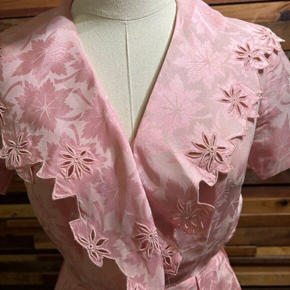 1960's Vintage Pink Dress - Picture 4 of 6